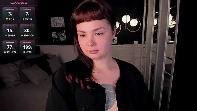 Snapshot of Mayayammy chatting on 11-12-25, 03:01 Mayayammy online show from 11-12-25, 03:01