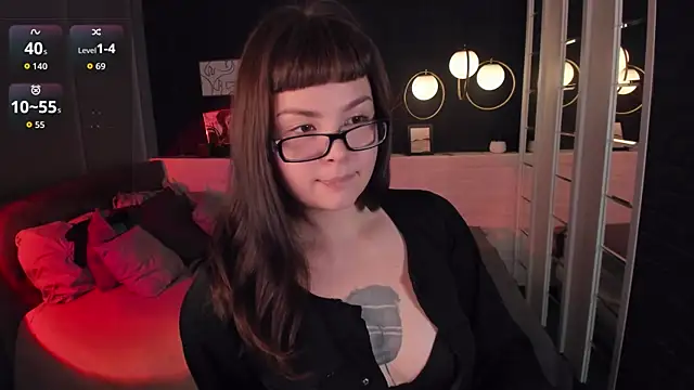 Snapshot of Mayayammy chatting on 11-14-25, 12:26 Mayayammy online show from 11-14-25, 12:26