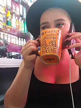 TamySweetness online show from 02-08-25, 04:47