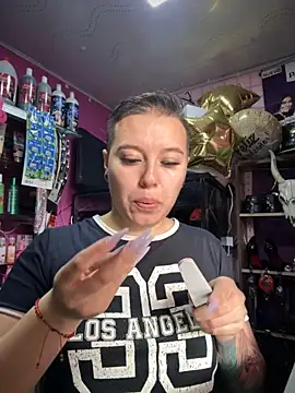 TamySweetness online show from 09-19-25, 04:40