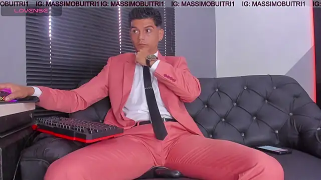 Snapshot of massimo_g chatting on 05-29-26, 12:58 massimo g online show from 05-29-26, 12:58