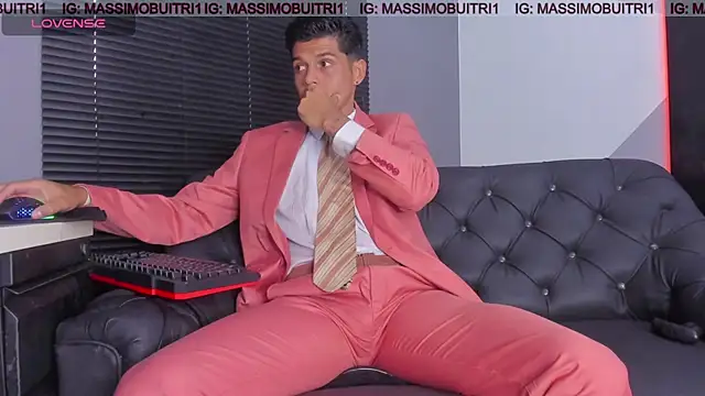 Snapshot of massimo_g chatting on 06-05-26, 10:26 massimo g online show from 06-05-26, 10:26