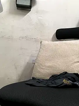 wSilEliaXm online show from 10-16-25, 01:39