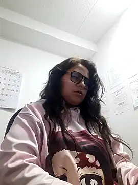 Snapshot of _lilith_heavy chatting on 10-05-25, 12:42 lilith heavy online show from 10-05-25, 12:42