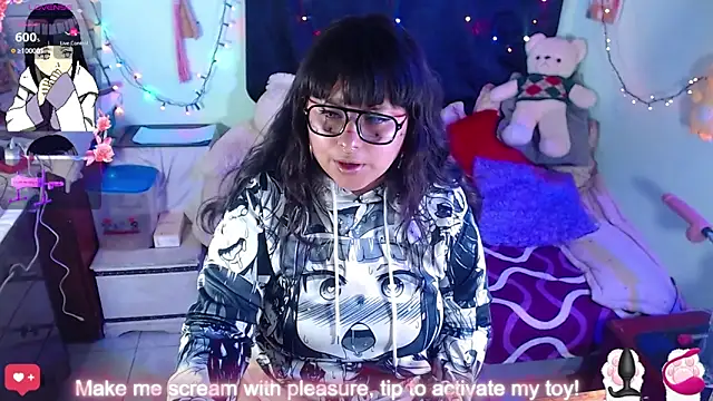 Snapshot of _lilith_heavy chatting on 05-22-26, 11:54 lilith heavy online show from 05-22-26, 11:54