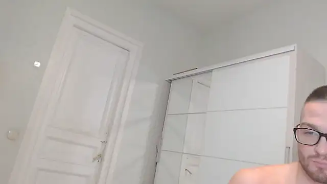 Snapshot of Marselle_Laker chatting on 12-22-24, 09:33 Marselle Laker online show from 12-22-24, 09:33