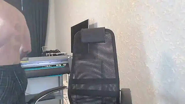 Snapshot of Marselle_Laker chatting on 02-05-25, 06:13 Marselle Laker online show from 02-05-25, 06:13