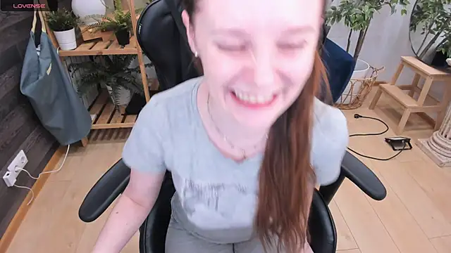 JannaVerdi  online show from 03-19-25, 06:35