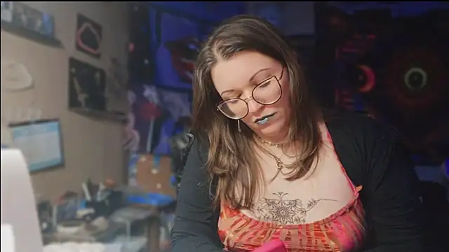 spunlikecottoncandy online show from 10-31-25, 05:47