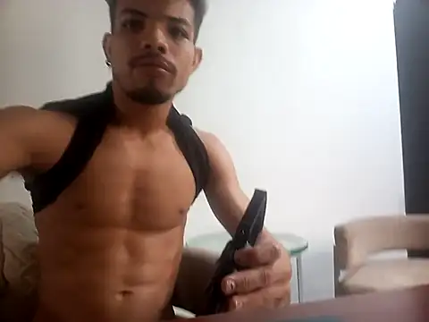 danidiazto2023 online show from 10-30-25, 07:36