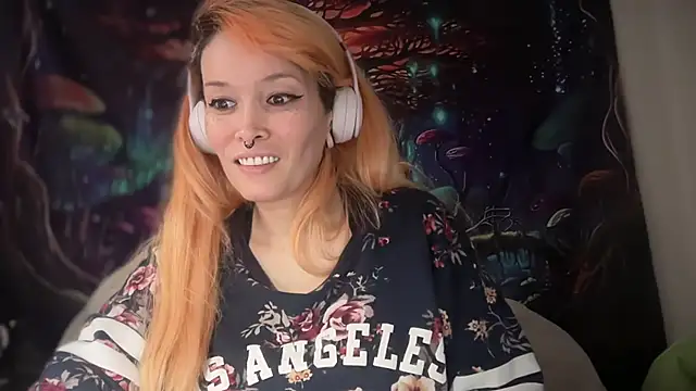 Snapshot of FRRANNKIE chatting on 02-15-26, 03:14 FRRANNKIE online show from 02-15-26, 03:14