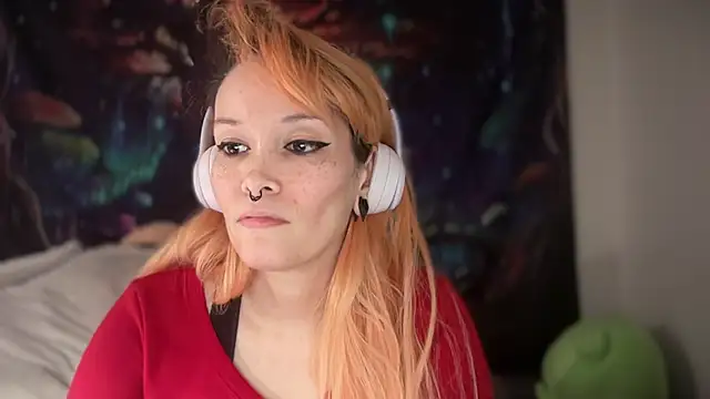 Snapshot of FRRANNKIE chatting on 02-16-26, 03:46 FRRANNKIE online show from 02-16-26, 03:46