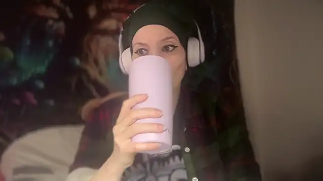 Snapshot of FRRANNKIE chatting on 03-15-26, 06:52 FRRANNKIE online show from 03-15-26, 06:52