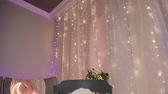 Snapshot of lina_stones chatting on 03-02-25, 01:38 lina stones online show from 03-02-25, 01:38