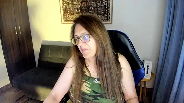 Ivette Shaira online show from 04-09-26, 02:11