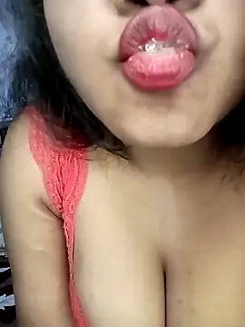 Snapshot of Hotlisa chatting on 02-18-25, 03:31 Hotlisa online show from 02-18-25, 03:31