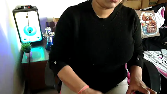 shivi moto online show from 02-08-25, 05:40