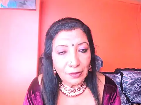 indiansarika65 online show from 09-12-25, 03:56