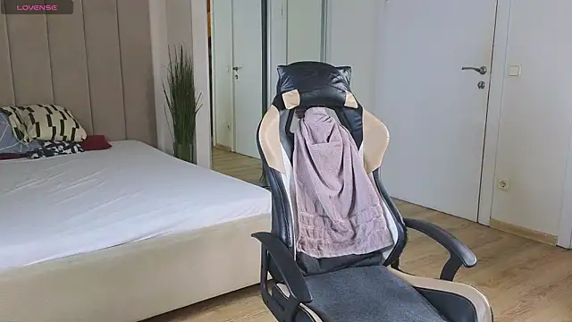 more  than  love online show from 09-23-25, 05:43