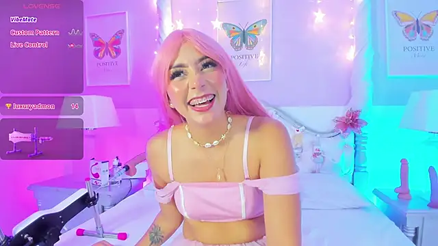 Snapshot of LucianaCarter chatting on 12-09-24, 05:41 LucianaCarter online show from 12-09-24, 05:41