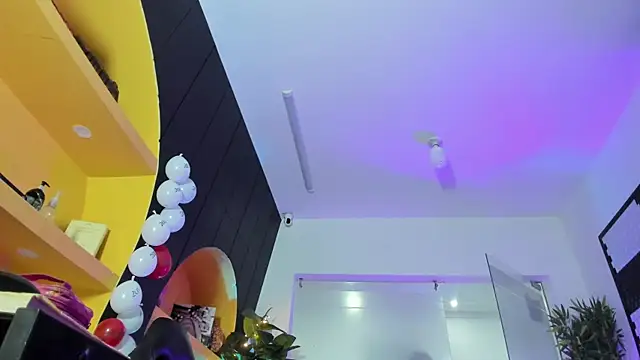 Snapshot of LucianaCarter chatting on 01-30-25, 03:55 LucianaCarter online show from 01-30-25, 03:55