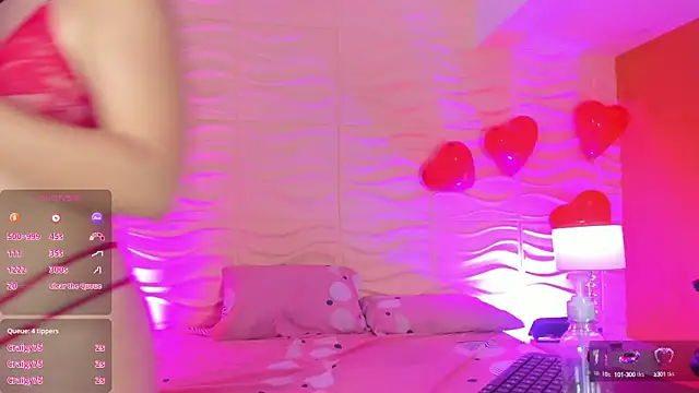 Snapshot of LucianaCarter chatting on 02-15-25, 10:00 LucianaCarter online show from 02-15-25, 10:00