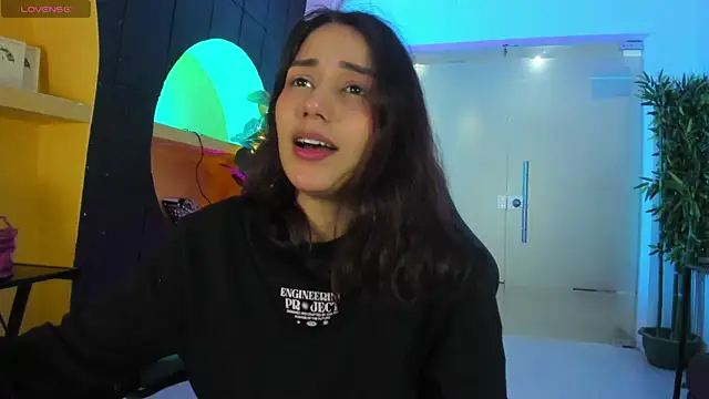 Snapshot of LucianaCarter chatting on 03-11-25, 03:48 LucianaCarter online show from 03-11-25, 03:48