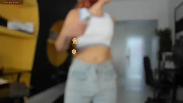 Snapshot of LucianaCarter chatting on 03-23-25, 03:43 LucianaCarter online show from 03-23-25, 03:43