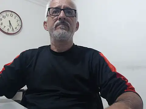 Snapshot of cenizo10124 chatting on 12-02-24, 10:23 cenizo10124 online show from 12-02-24, 10:23