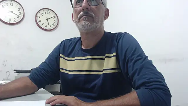 Snapshot of cenizo10124 chatting on 12-06-24, 10:08 cenizo10124 online show from 12-06-24, 10:08