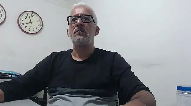 Snapshot of cenizo10124 chatting on 12-19-24, 12:56 cenizo10124 online show from 12-19-24, 12:56