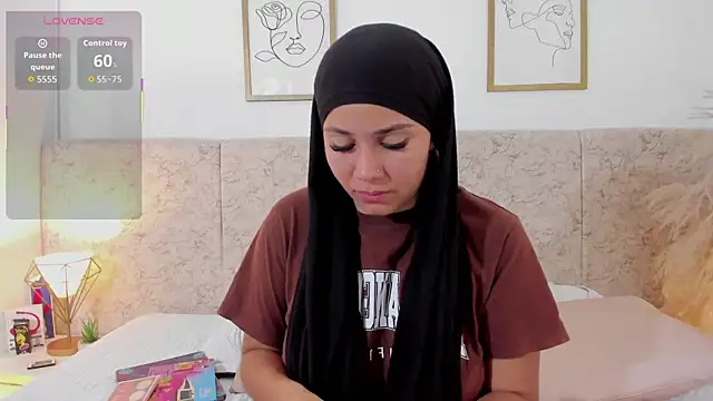 abby gibson online show from 10-17-25, 06:43