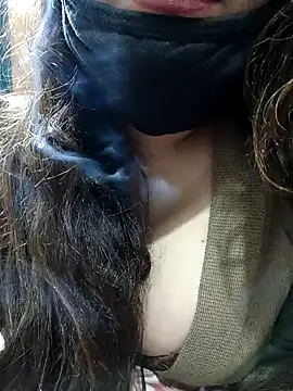 Snapshot of Sexybomb33 chatting on 12-05-24, 07:38 Sexybomb33 online show from 12-05-24, 07:38