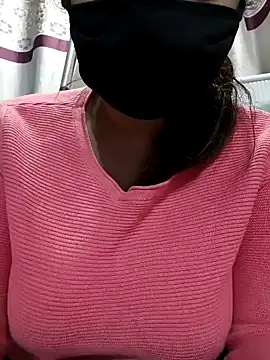 Snapshot of Sexybomb33 chatting on 12-16-24, 12:06 Sexybomb33 online show from 12-16-24, 12:06