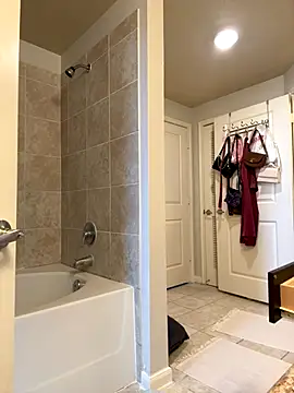 Natur4lBeautyb33 online show from 12-16-25, 08:36