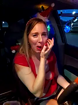 Snapshot of SkyelarSommer chatting on 12-22-24, 11:52 SkyelarSommer online show from 12-22-24, 11:52