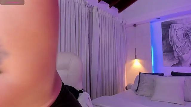 nathalie rivers online show from 04-22-26, 11:12