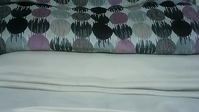 Snapshot of SladkiYA chatting on 11-19-25, 02:55 SladkiYA online show from 11-19-25, 02:55