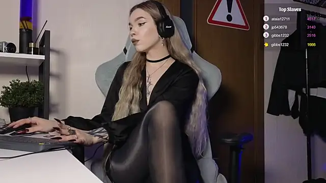 HavenRaee online show from 01-16-25, 10:23