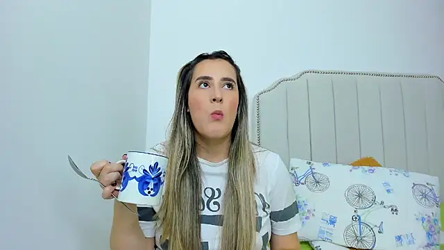 Hanna86 online show from 03-05-25, 12:38