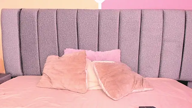 Snapshot of samantha_stan chatting on 10-01-25, 01:28 samantha stan online show from 10-01-25, 01:28