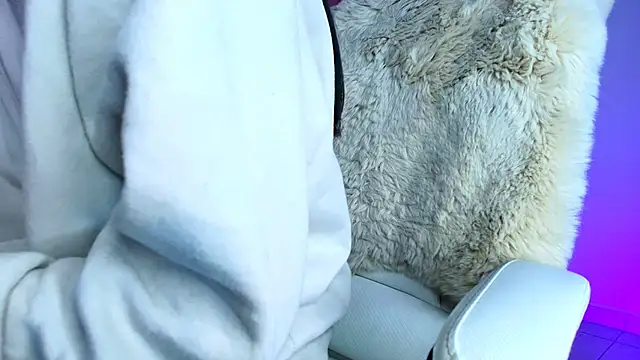 AmyOlimpo online show from 10-03-25, 01:57