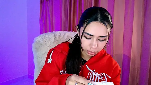 AmyOlimpo online show from 10-23-25, 04:23