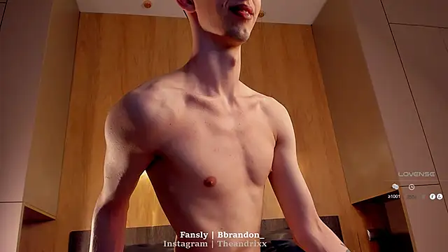 Snapshot of Bbrandon_ chatting on 03-19-25, 10:09 Bbrandon online show from 03-19-25, 10:09