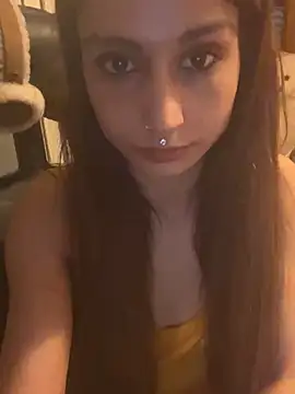 LaPetitechienne1 online show from 02-03-25, 08:57