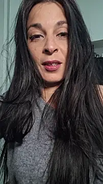 patatinahot87 online show from 04-23-26, 02:52