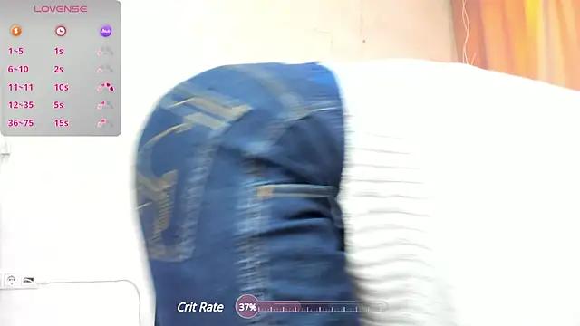 Snapshot of Milf_Tea chatting on 01-20-25, 07:15 Milf Tea online show from 01-20-25, 07:15