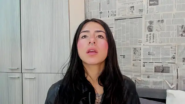 Mhelanny2 online show from 01-25-25, 12:16