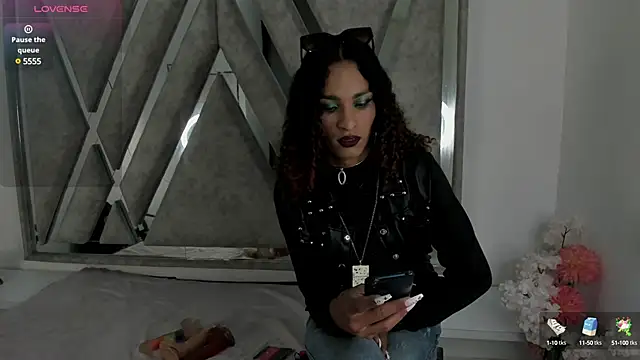 StefanyMiler online show from 01-21-25, 02:33