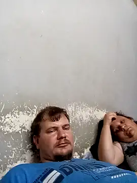 Snapshot of hothouse18xxx chatting on 10-11-25, 03:54 hothouse18xxx online show from 10-11-25, 03:54